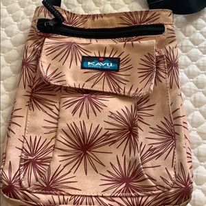KAVU crossbody